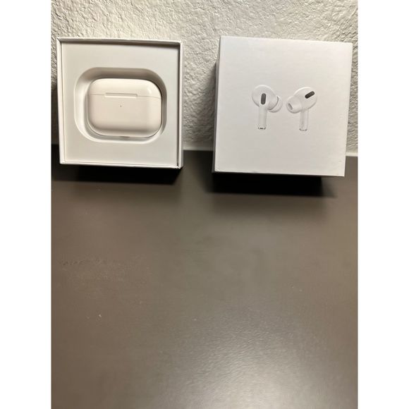 AirPods Pro - Picture 5 of 10